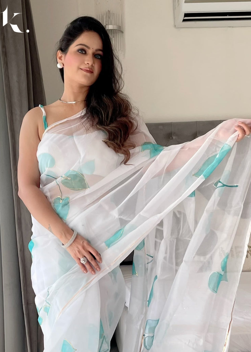 White Classy Pure Soft Organza Floral Digital Printed Farewell Saree