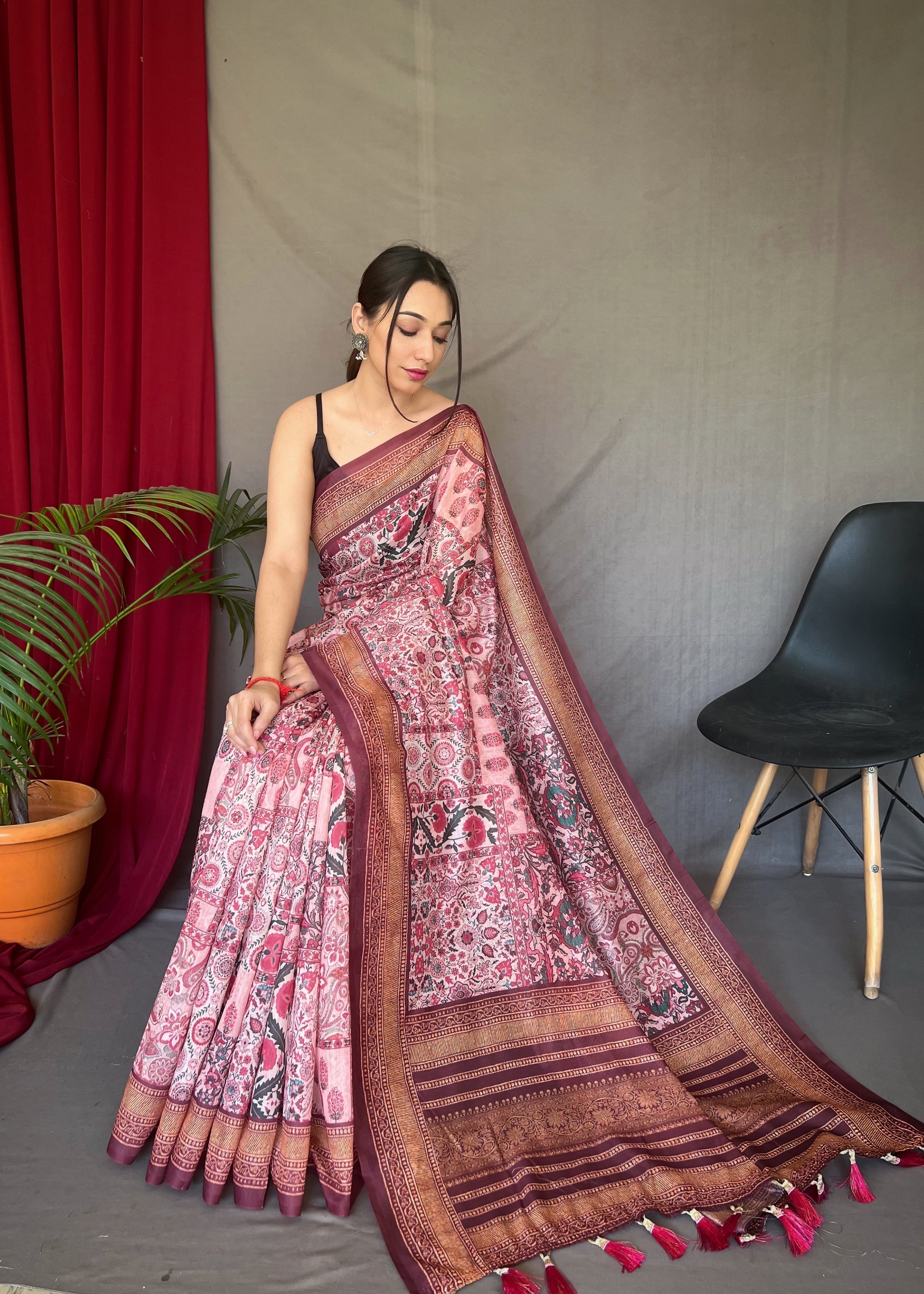 Pink Everlasting Soft Cotton Tussar Silk Kalamkari Traditional Print Saree.