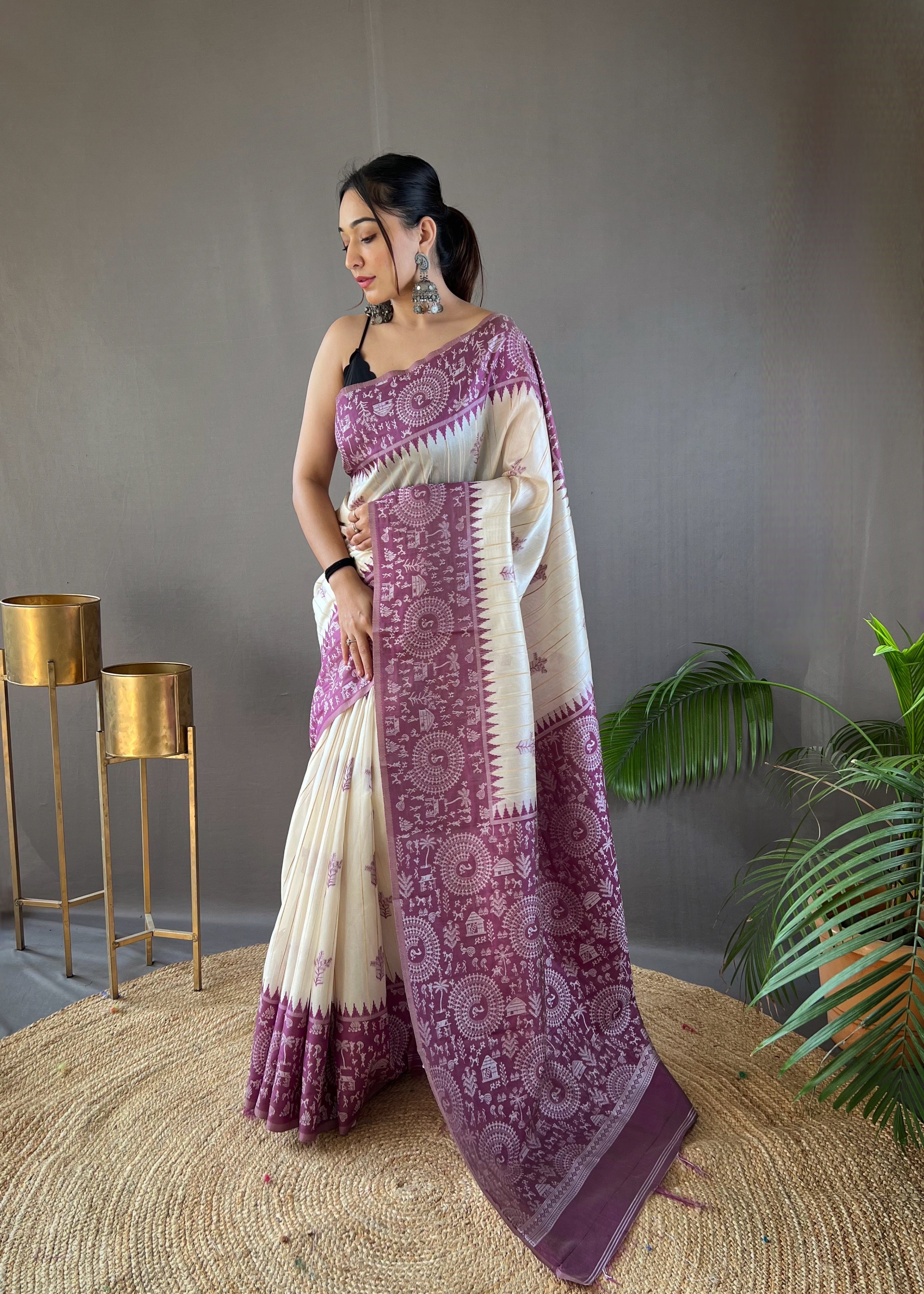 White And Purple Graceful Soft Cotton Tussar Silk Warli Traditional Print Saree.